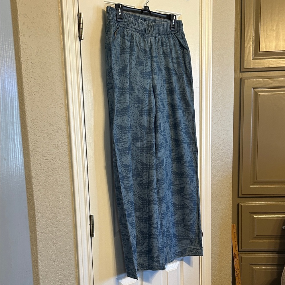 NWT DG2 Wide Leg Patterned Denim Pants